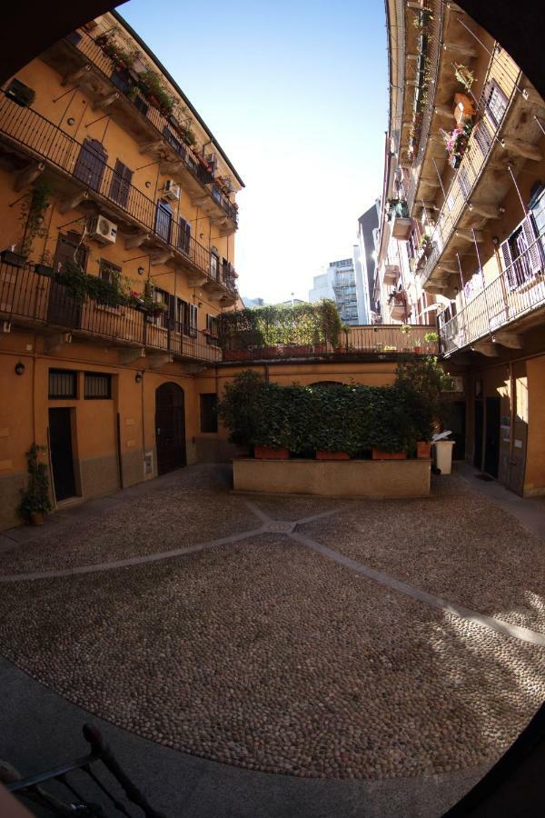 B&B Terrazza Baires - In The Heart Of Milan Bagian luar foto