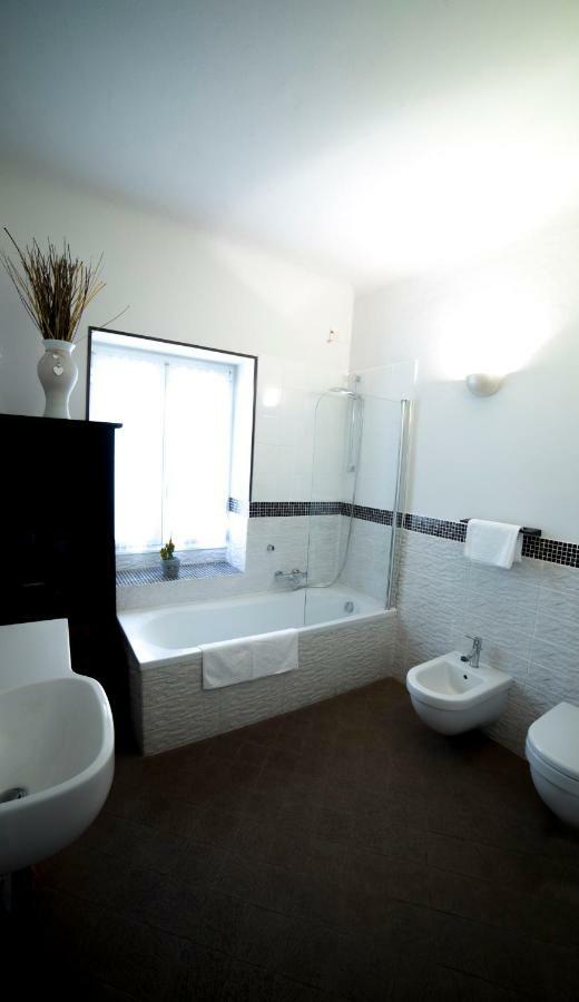 B&B Terrazza Baires - In The Heart Of Milan Bagian luar foto