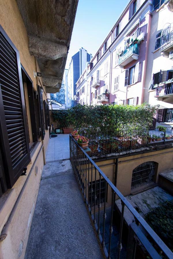 B&B Terrazza Baires - In The Heart Of Milan Bagian luar foto